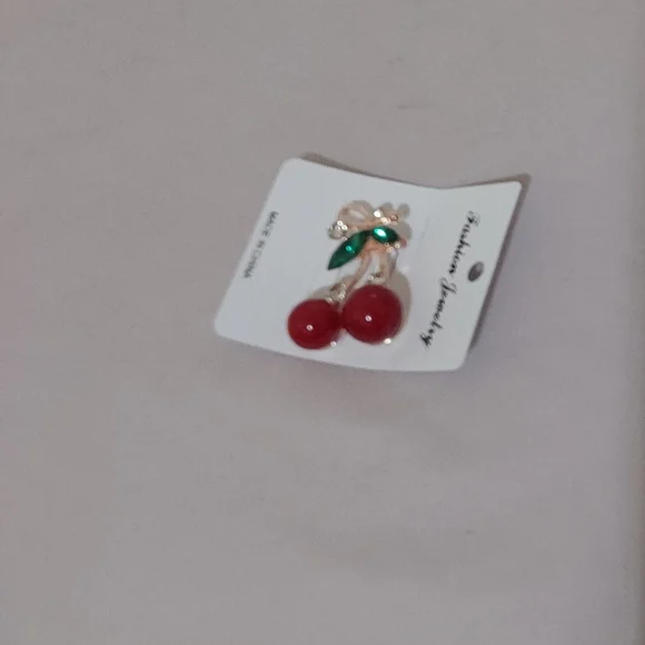 Fashion Jewelry Red Cherry Brooch - Picture 6 of 6